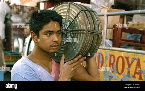 serbis coco martin|Service (film) .